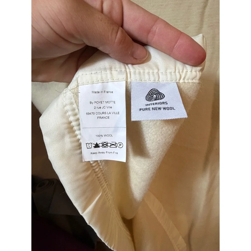 Poyet Motte France Pure New Wool Queen Blanket Cream Satin Trim 94x90 Bedding